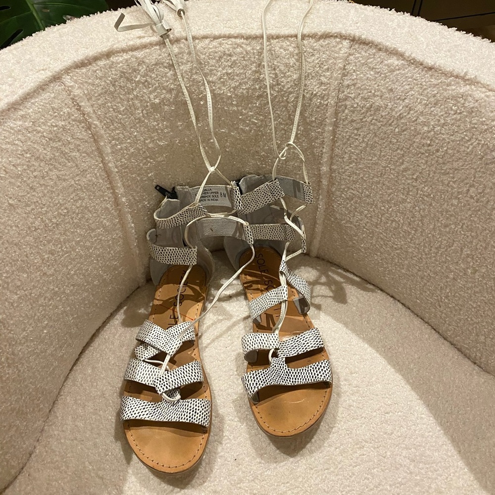 Sole Society Calla Leather Gladiator sandals